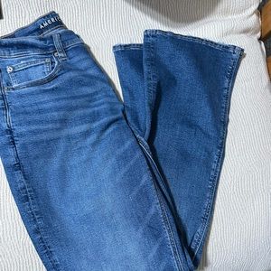 American Eagle ‘90s bootcut jeans